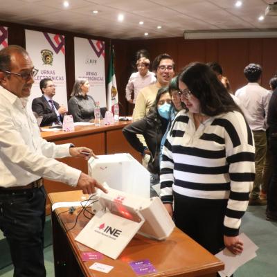 25-05-23 Presentación de Urnas Electrónicas en la Facultad de Derecho de la UAEMEX